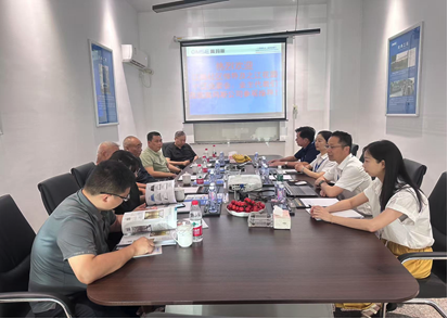 旧梯更新，华亿网页版-华亿（中国）
人在行动